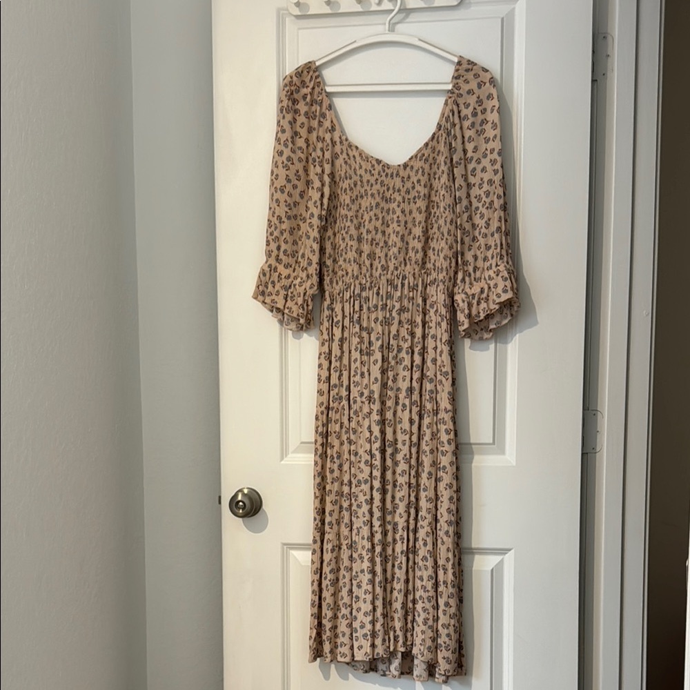 Neuflora Everett Floral Print Midi Dress